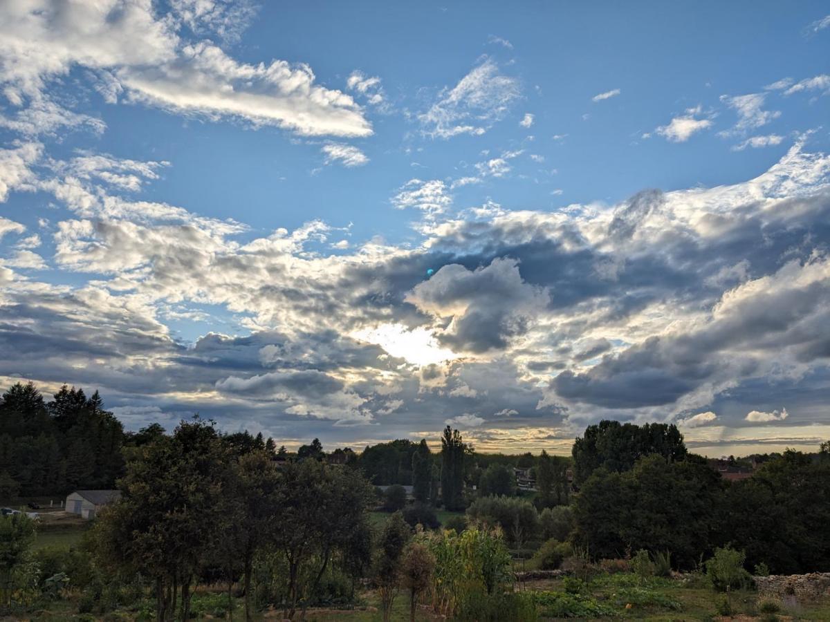 La Grange Symphorine, Chambre D'Hotes De Charme Situee Entre La Vallee De La Dordogne Et La Vallee De La Vezere Meyrals Exteriér fotografie